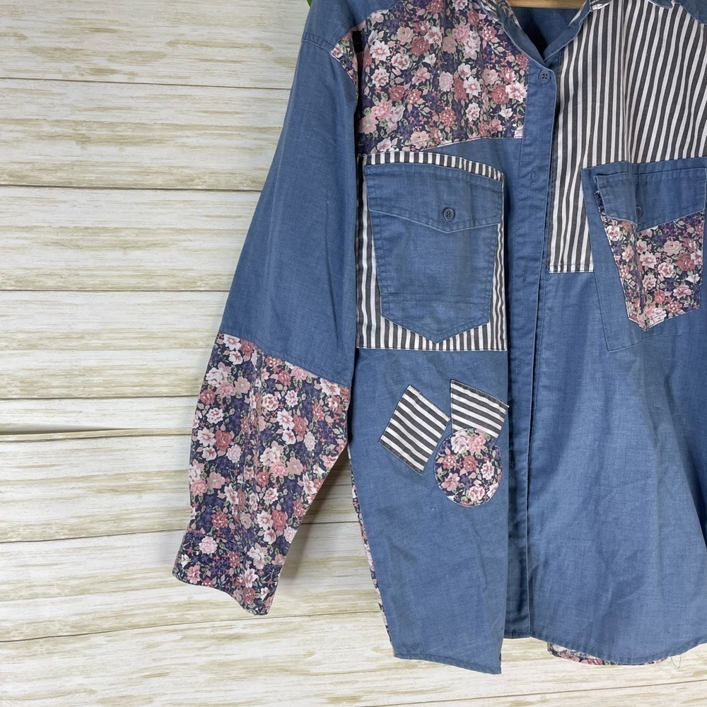 Vintage Chambray Floral Patchwork Button Down Lon… - image 2
